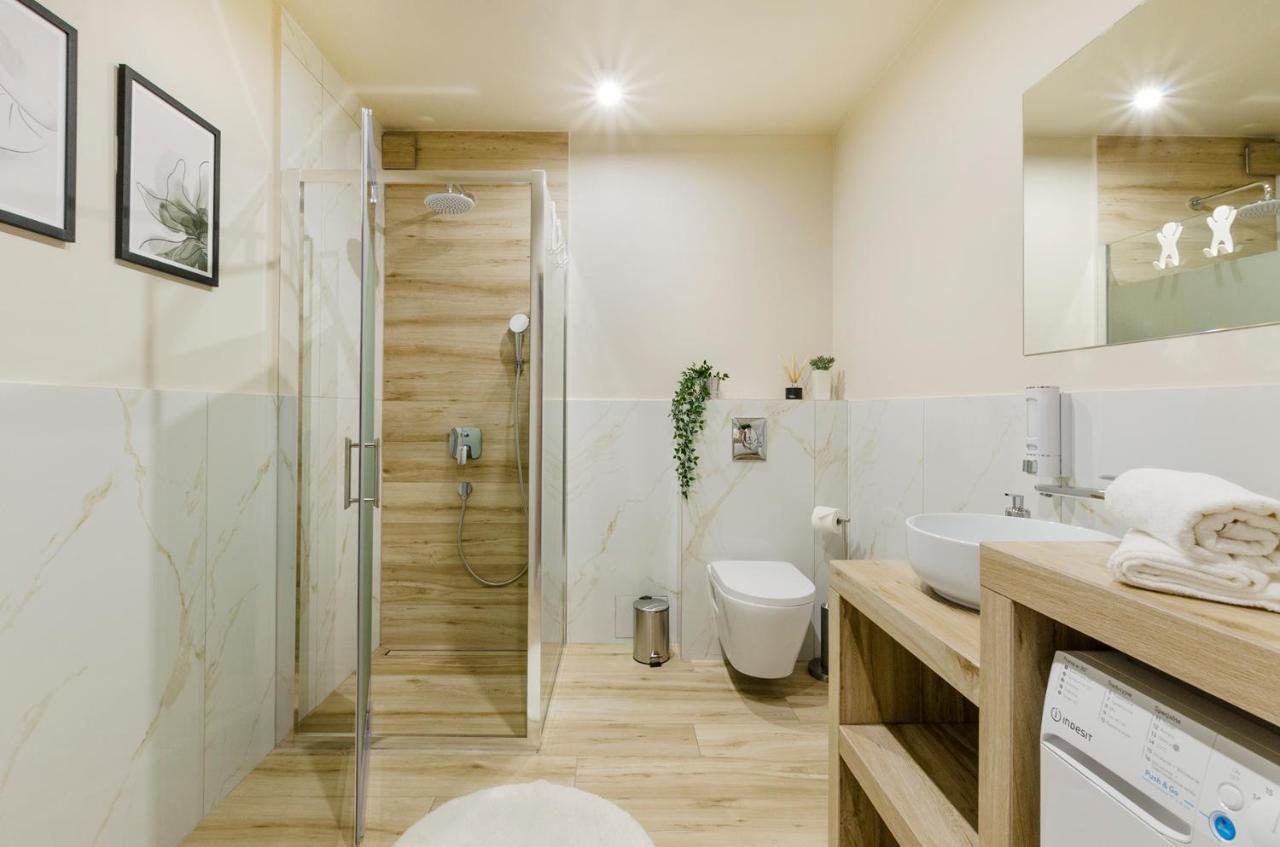 Apartamenty Mieszka I Łódź Exteriör bild